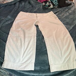 White Cropped Pants